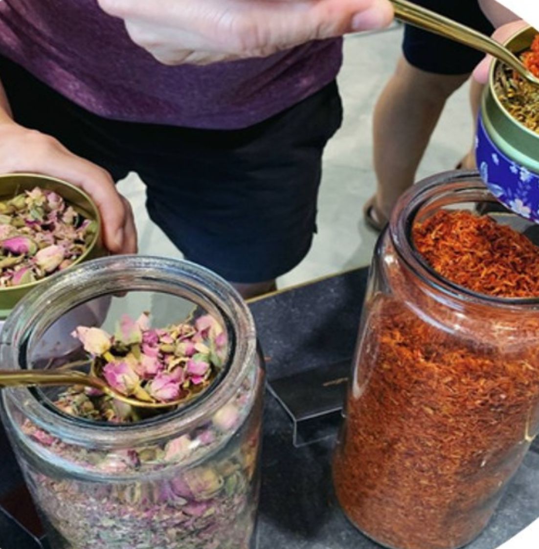 DBD HUB Tea Talk & Blending Workshop—display of natural tea ingredients and blending tools used by employees to explore herbal wellness, hands-on tea crafting, and team bonding in a corporate wellness session.