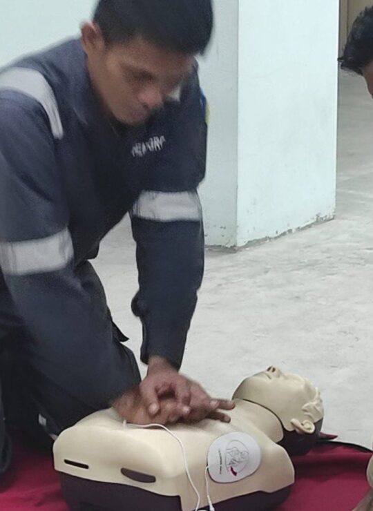 DBD HUB–corporate wellness–group fitness classes–on-site fitness–virtual fitness–employee wellness–team building activities–stress reduction–workplace wellness–corporate health screening–health assessments–biometric testing–preventive care–employee health–workplace wellness programs–health talks–mental wellness workshops–employee wellbeing–stress management–nutrition talks–workplace wellness seminars–first aid training–CPR certification–workplace safety–emergency response–employee preparedness–customized team programmes–team building–employee engagement–communication skills–workplace culture–Singapore-Heatec Jietong-First Aid Training